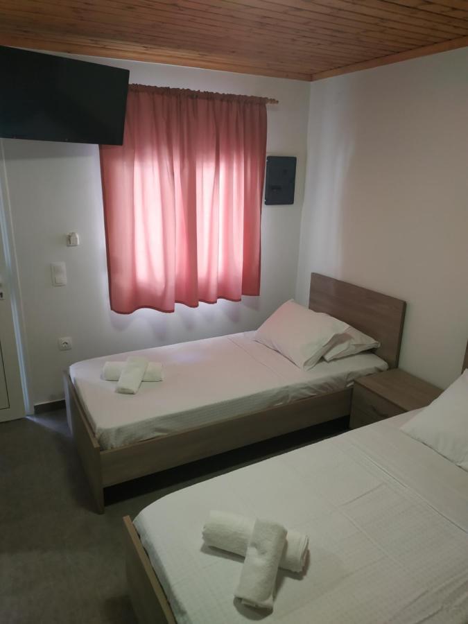 Agelikis' Apartments Nea Kallikrateia エクステリア 写真